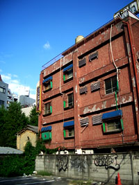 Z30_051012_001.jpg